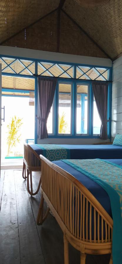 Moyo Island Resort エクステリア 写真
