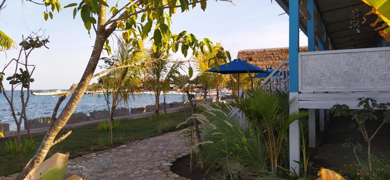 Moyo Island Resort エクステリア 写真