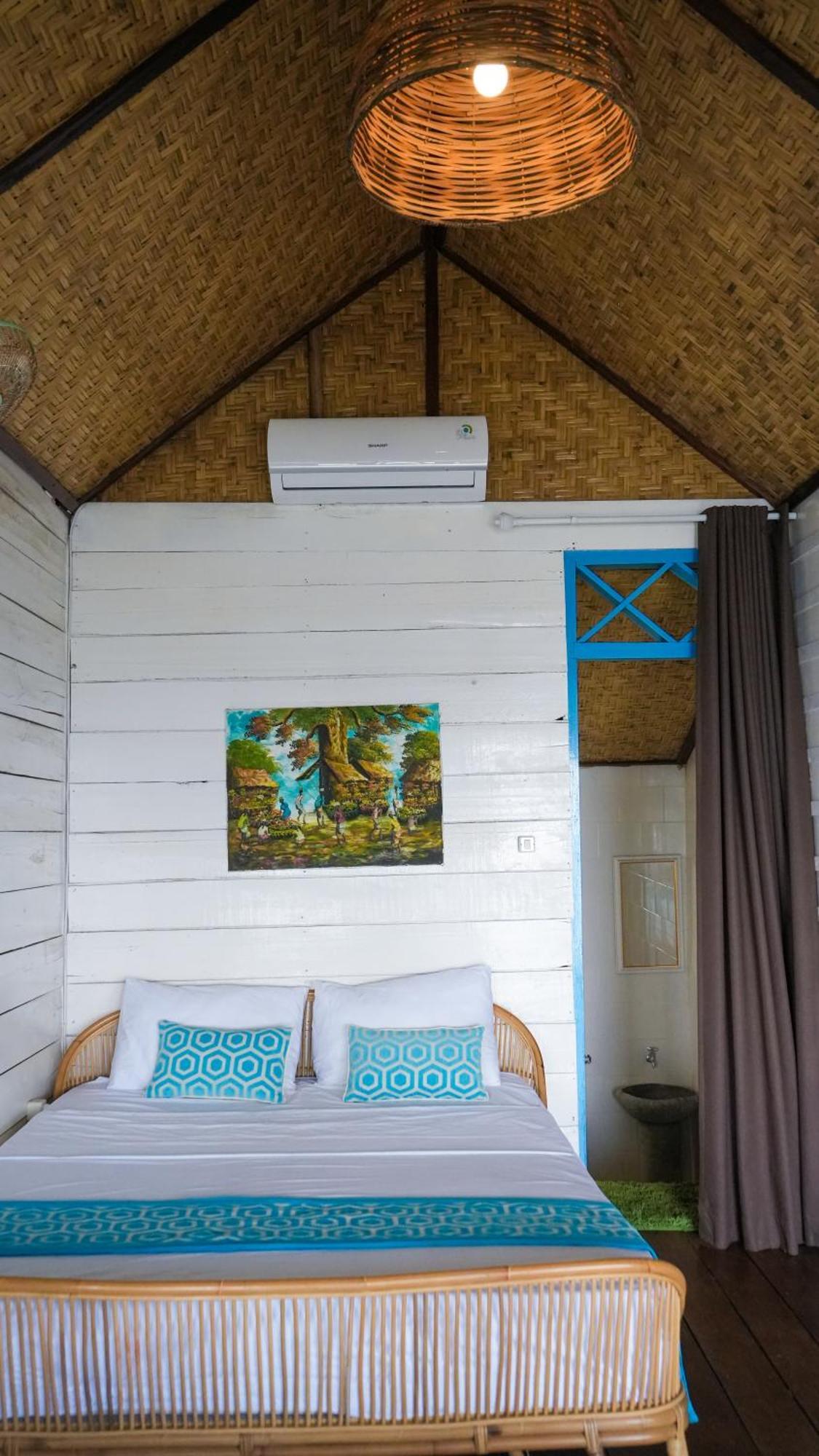 Moyo Island Resort 部屋 写真
