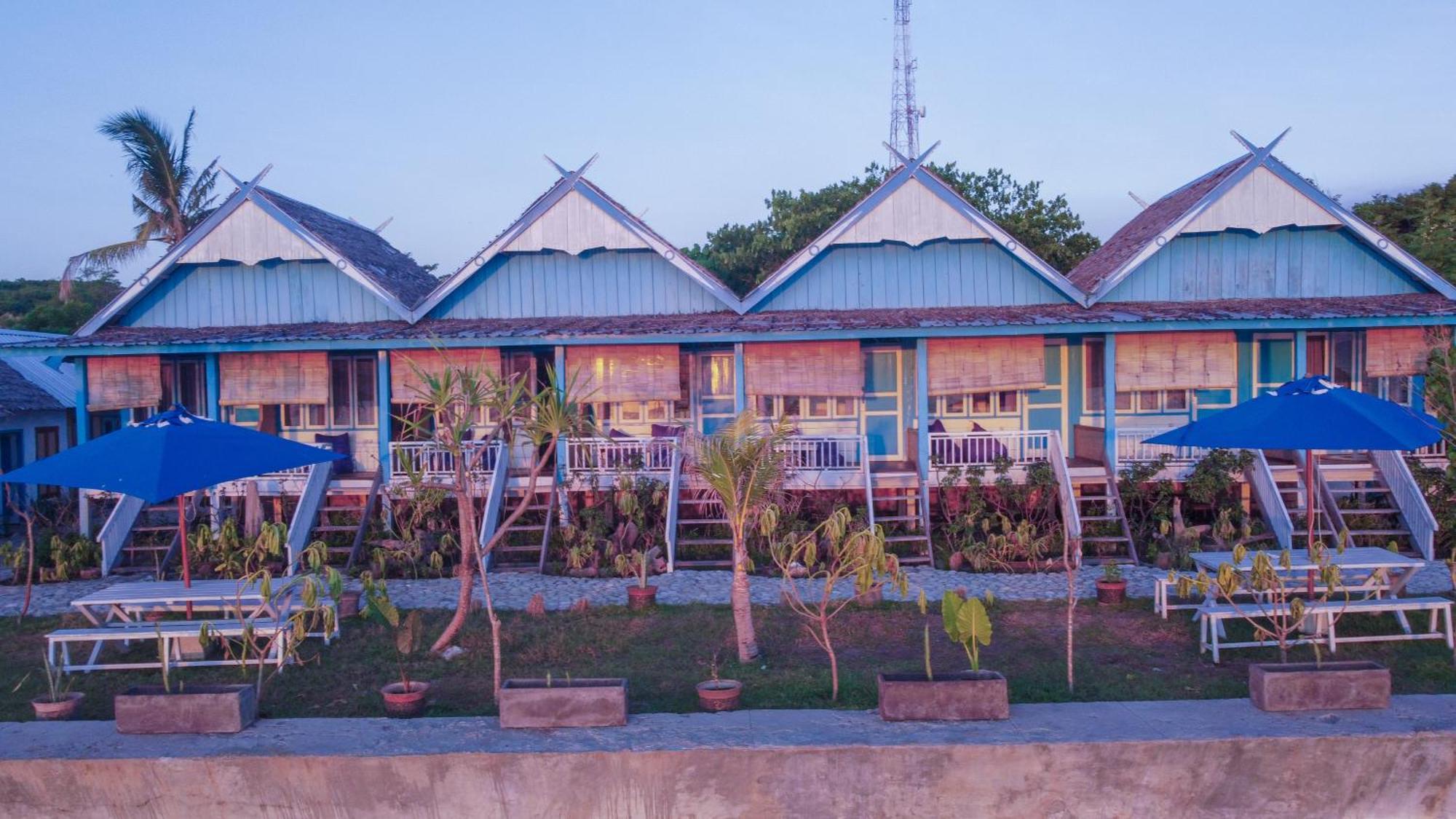 Moyo Island Resort エクステリア 写真